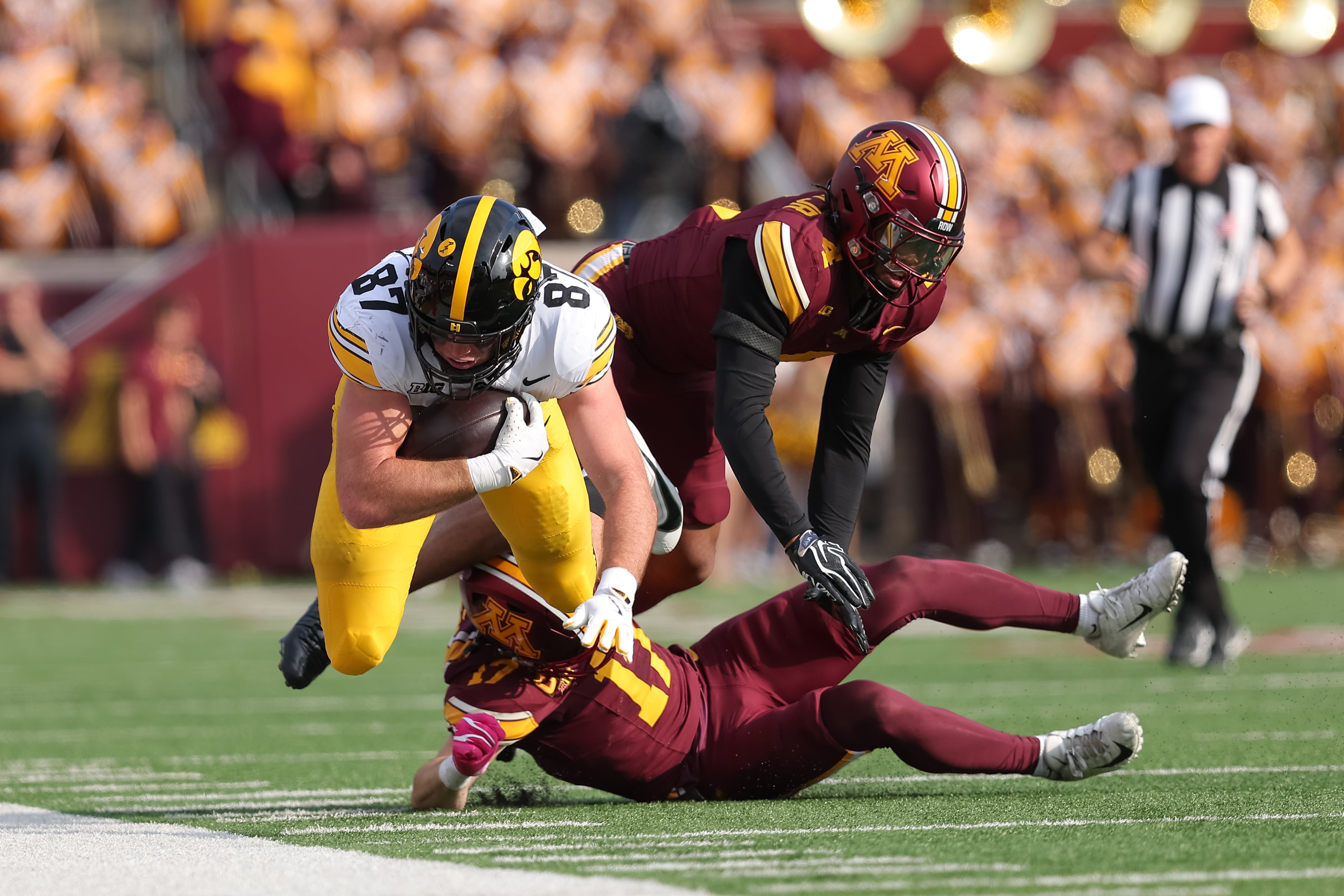 Minnesota Beats No. 15 Iowa on Expiring Field Goal