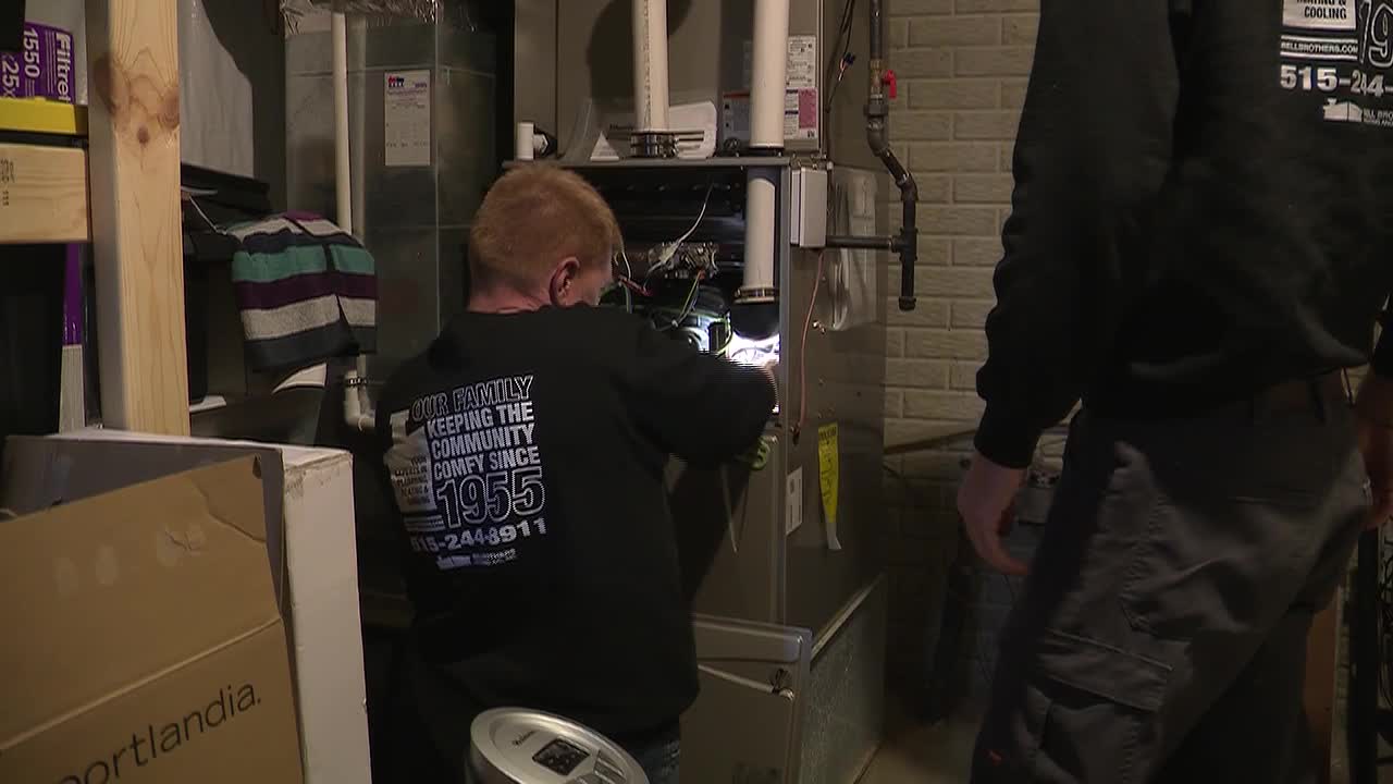 Technicians Urge Furnace Checks Ahead of Winter in Eastern Iowa