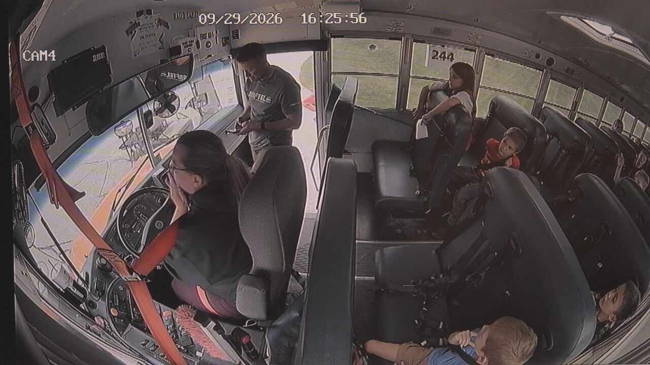 Cedar Rapids Fifth Grader Alerts Father During Bus Driver’s Asthma Attack