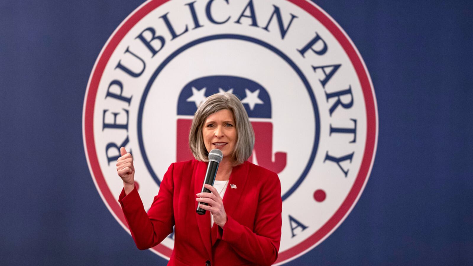 Joni Ernst formally endorses Ashley Hinson for U.S. Senate