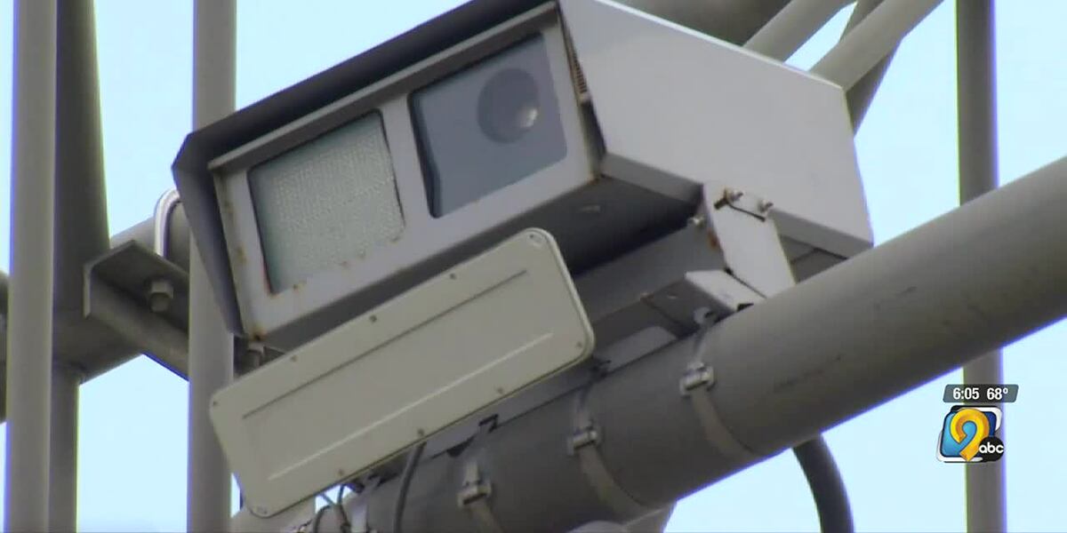 Bill in Iowa legislature would place restrictions on traffic cameras