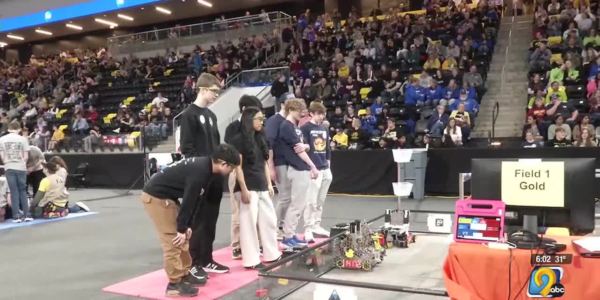 Iowa students compete in state robotics competition, learning more than just STEM skills Iowa students compete in state robotics competition, learning more than just STEM skills