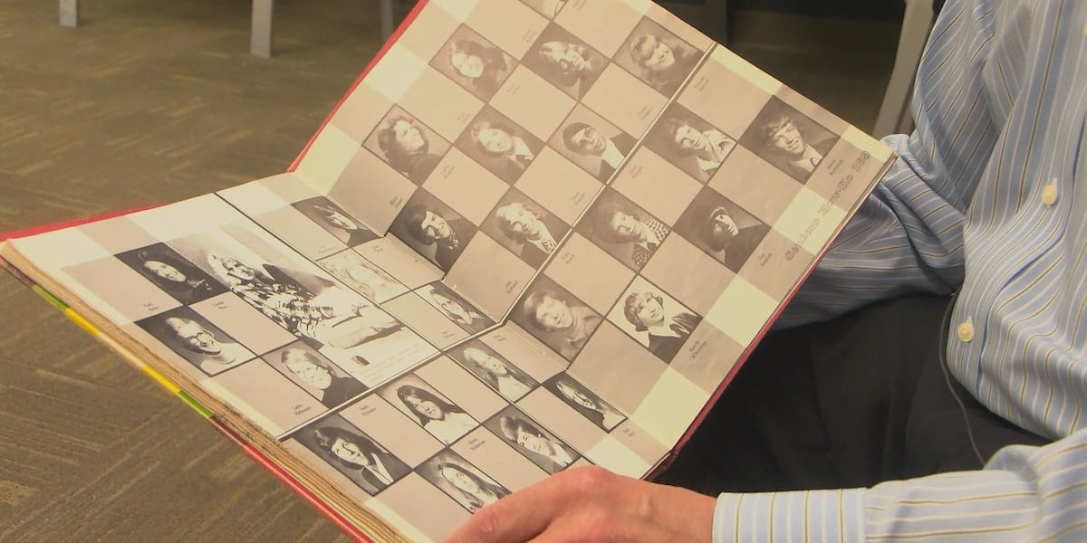 Iowa City High class of 1976 donates $35,000 for new digital music program