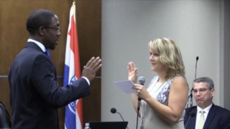 Quentin Hart Waterloo's First African-American Mayor Sworn In