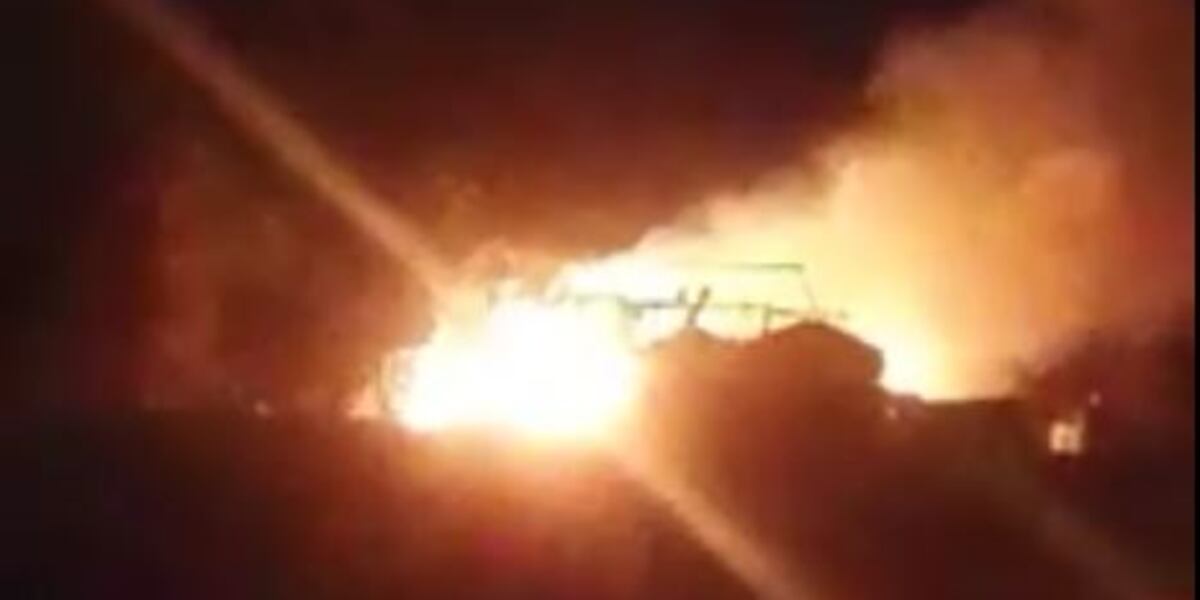 Exploding Barn VIDEO: Fire Destroys Barn