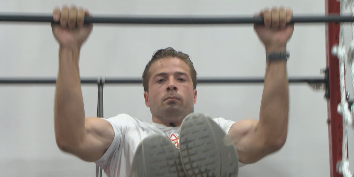 Eastern Iowan athlete sets Atlas World Record for muscle-ups in 24-hour span