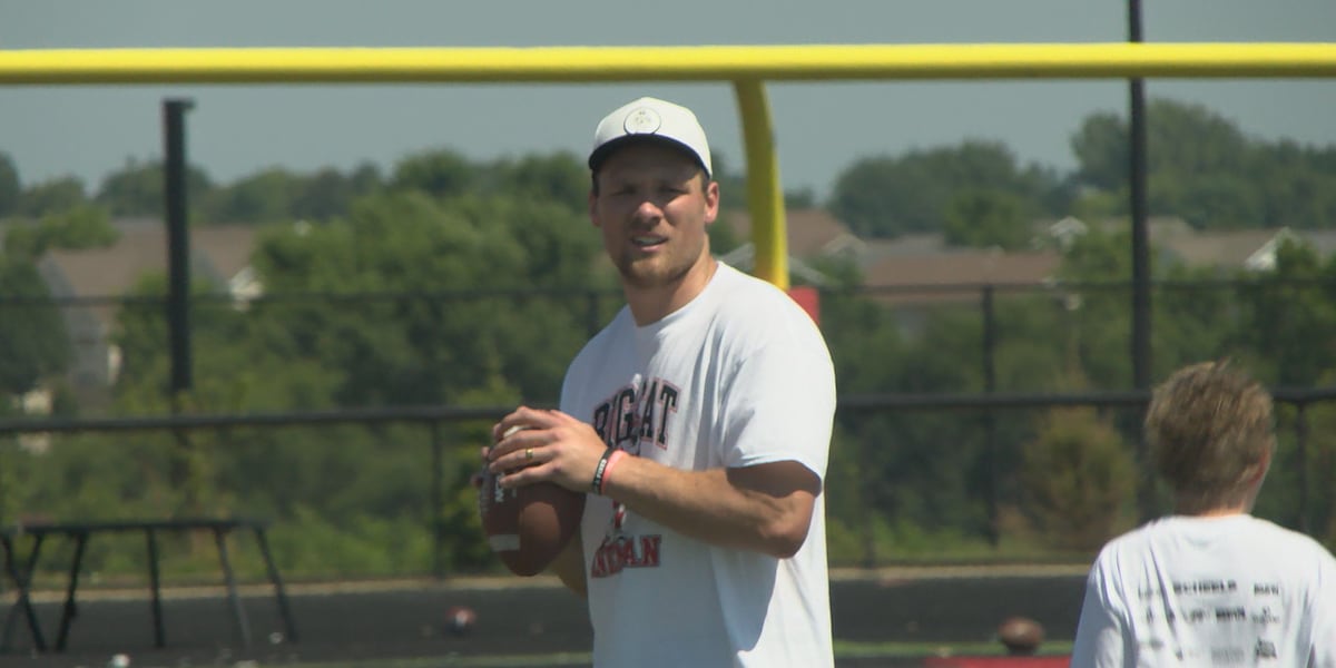 Former and current NFL players host Big Cat Lineman Camp in Cedar Falls