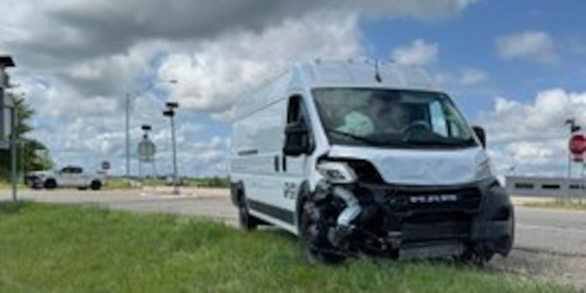 Vehicle crash leaves person injnured in Marion, Iowa