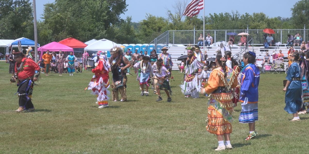 110th Meskwaki Annual Powwow teaches first-time dancers Meskwaki culture