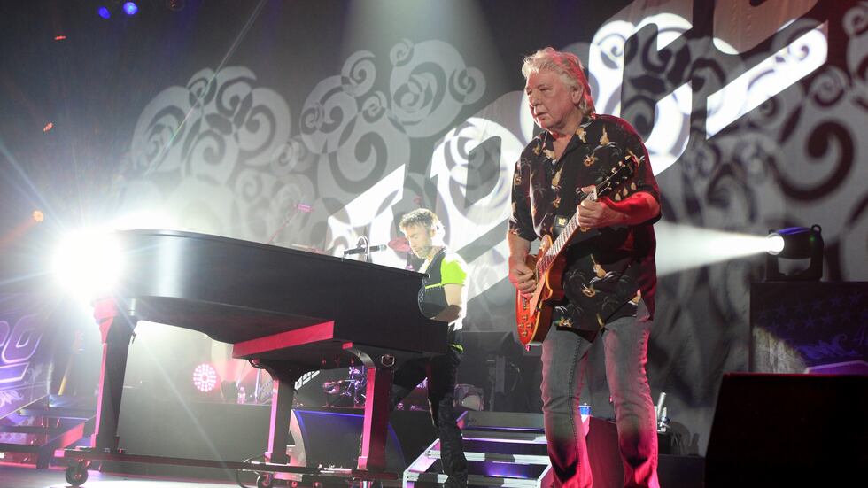 Mick Ralphs, founding member of Bad Company and Mott the Hoople, dies at 81