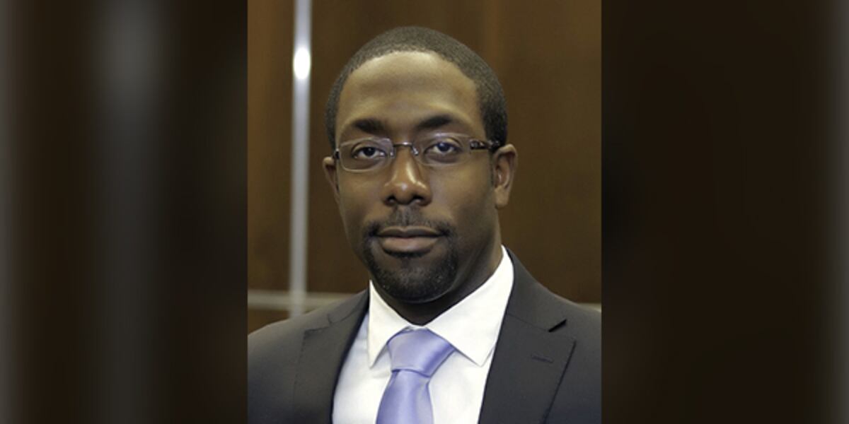 Quentin R Grays Quentin Hart wins re-election in Waterloo mayoral race