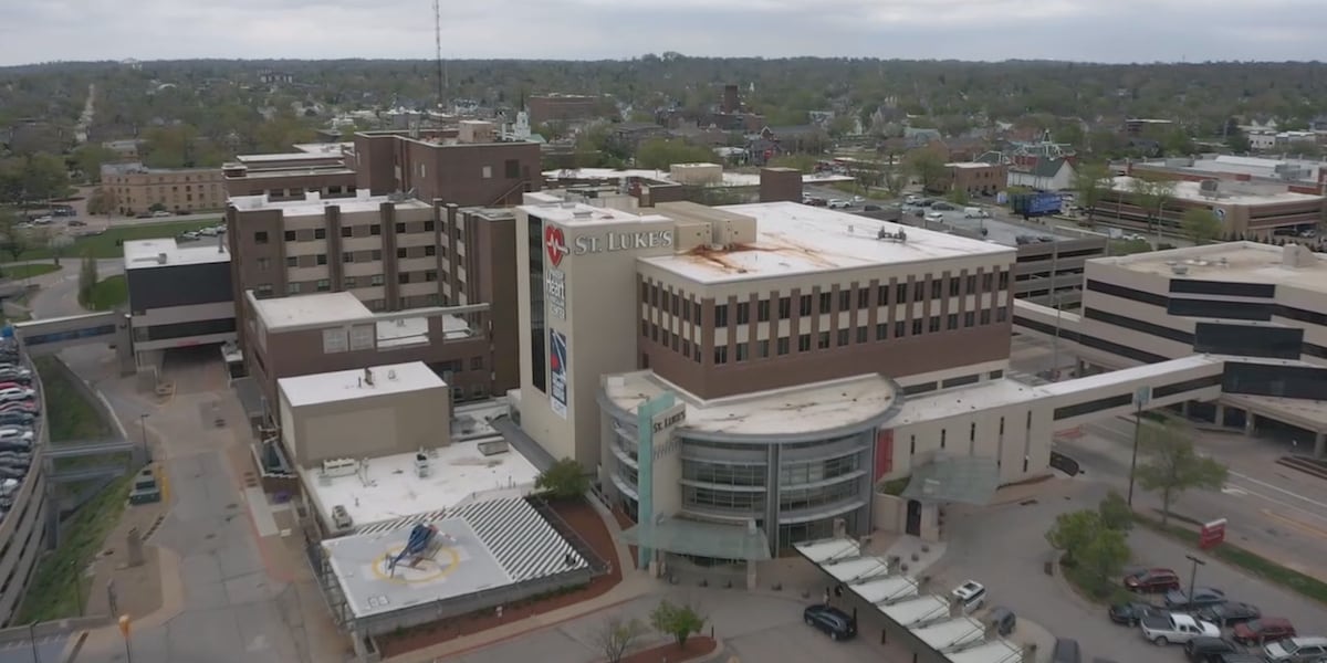 Alleged memo leaves concerns hospital could share patient info with ICE