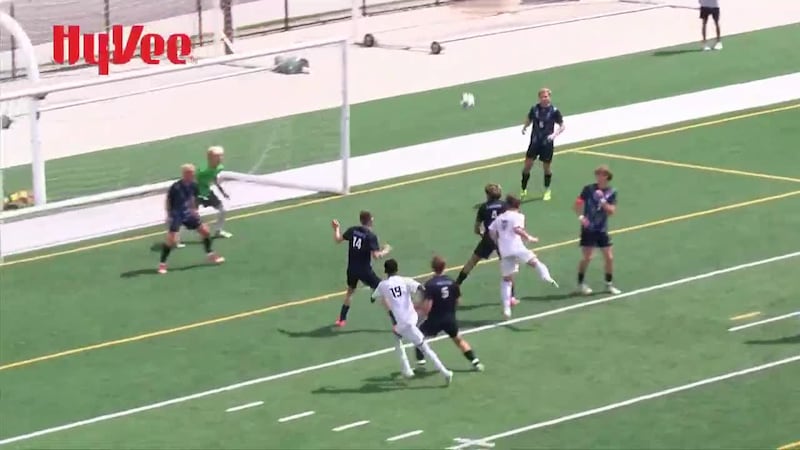 A late goal sends Des Moines Christian to 2A State Championship game with a 1-0 win of Unity...