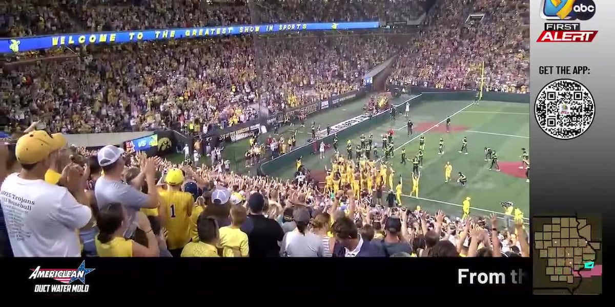 After a delay, Savannah Bananas bring fan-first baseball experience to Iowa City
